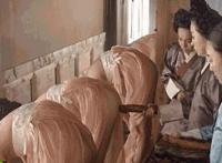 撸美女动漫动态图片:正确的揉胸,揉胸的感受