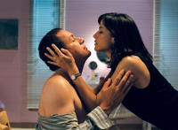 换俱乐部妻内部图片:深圳两夫妻同居一室