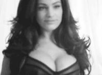 成人性爱图片：实习护士让我入了他