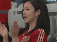 摸摸你的胸的视频图片:美女邪恶gif动态图