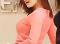 瑜伽gif出处女人性高潮动态图：两小偷地铁互偷gif