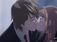 强吻女生什么反应 女人被强吻后的描述