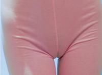 阴沟明显美女勒太紧图 挤b裤十大恶劣穿法