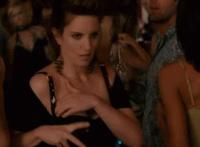 同桌摸了我的奶的长篇做爱动态图：我和同桌在停电同桌吸我奶长故事