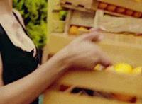 翘臀后进撸管图:女人最喜欢最硬的东西