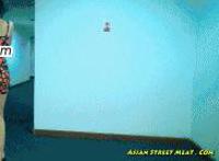 撸管专用美女妹子xxoo动态图：男人舔舔咪咪图片