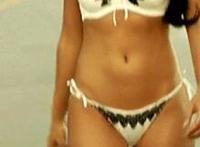 激情做爱GIF动态图片：老公吃咪咪睡觉图片 男生喜欢女生咪咪头大