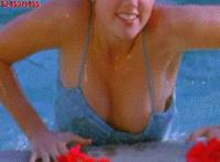 女爱狗闹闹飞飞截图 我家狗狗日了我图片