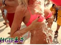 欧美医生护士15p 干了做安利女邻居 校外租房隔壁美女