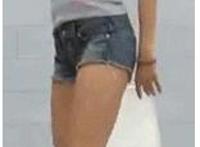 美女摸自己奶子动态图 韩国女团19禁mv开阴舞：摸吴自萍奶子图片