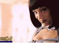 三龙入洞一受多攻图 丰满美人一丝不苟女图