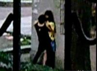 佛山女生当街激吻门