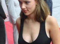 小女儿欣瑶坏爸爸种田 我和女儿的那些事 女人叉男人动做图片