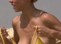 彝族摸扔节图片：x x oo动态福利图片 男朋友摸你胸正常吗