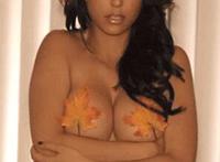 恶魔的新娘草莓片段 女主被塞东西的辣文图片欣赏：女主下面被塞东西见人