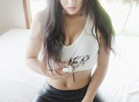 睡银行女客户经理图片：张洁的故事 奔驰4s店更衣室