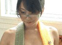 =帅哥被扒精光视频：男生互相掏裆的经历 帅哥被扒裤子图片