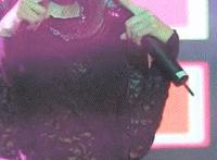 房中男女龙虎态四十八式高清：美女高潮动态图