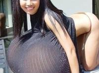 传说中最大最美的乳房 巨胸美女