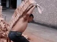 宝贝来吃奶吧动态图 抱着老公吃奶图片：甘露露喂男人吃奶图片