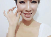 最新毛片群动态图：女人蹲着嘘嘘图 黑洞里面是什么