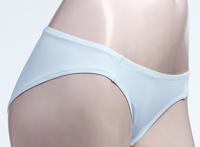 女的为什么要穿三角裤