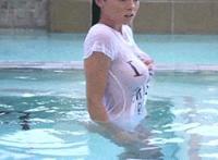 b沟全都看得一清二楚图片 看得清的老b:邪恶gif动态图第110期