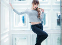 美女美图清纯美女白嫩肌肤迷人艺术图片