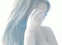 女人为什么喜欢吃香肠 美女吃香肠邪恶动态图