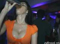 今野杏南朝仓有舞图片 今野杏南anna片子番号动态图：今野杏南困绑