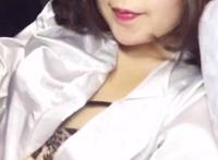 张柏芝黑本耳绝图片d盘 明星全婐绝版照片：陈冠吸张柏汁的图片