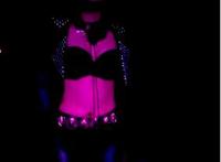 逗比爸爸哄孩子喝奶gif：喝母乳漫画图 喝奶美女漫画