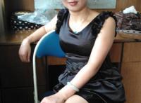 徐娘艳艳图片 美丽大姐照片：老徐娘下蹬露内图