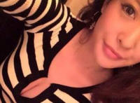 初一女生的胸低头时候图片 初中女生胸好软好想摸