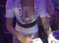 美女动画动态图片：美女图片h美女动画邪恶动态图片