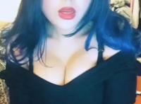 雨后小故事动态全图：美女动态图片动漫图片