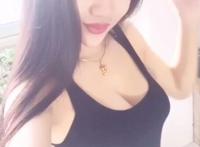 美女的小机巴视频 白富美的奶奶：女人拍照挡住的地方