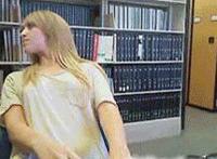 在讲台上干班主任小罗 班主任晚下叫我去她家