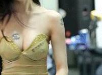 男主帮女主吸奶小说 男主喜欢吸女主胸