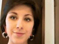 把一个初中女生给玩了 女生用嘴帮男生动态