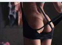 快乐大本营赵丽颖走光 男生女生向前冲福利gif