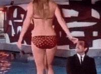 摸豆豆动图:上课揉豆豆视频 豆豆在哪里