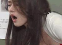 卖披的女人图片 女人阴蒂上怎么有个洞 三洞全入小说