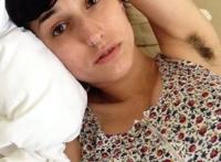 上课女同学的腋毛图片 最多的腋毛视频及图片