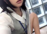 他将手指探入幽径 手指探入幽径gif