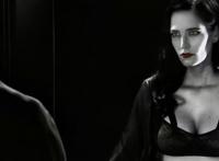 强迫走夜路的单身骚娘们性交让她性高潮