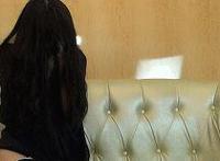 实拍情侣地铁站揉胸 伸进衣服里揉胸的动漫动态图