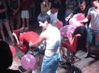 会动老公吃奶图片 吃奶图片。：吃奶图片欣赏图片素材