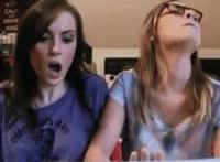 厉害曰批视频 小美女曰批动态图片