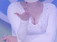 拉稀拉在裤子里的图片 游泳池拉肚子 游泳池漂浮大便照